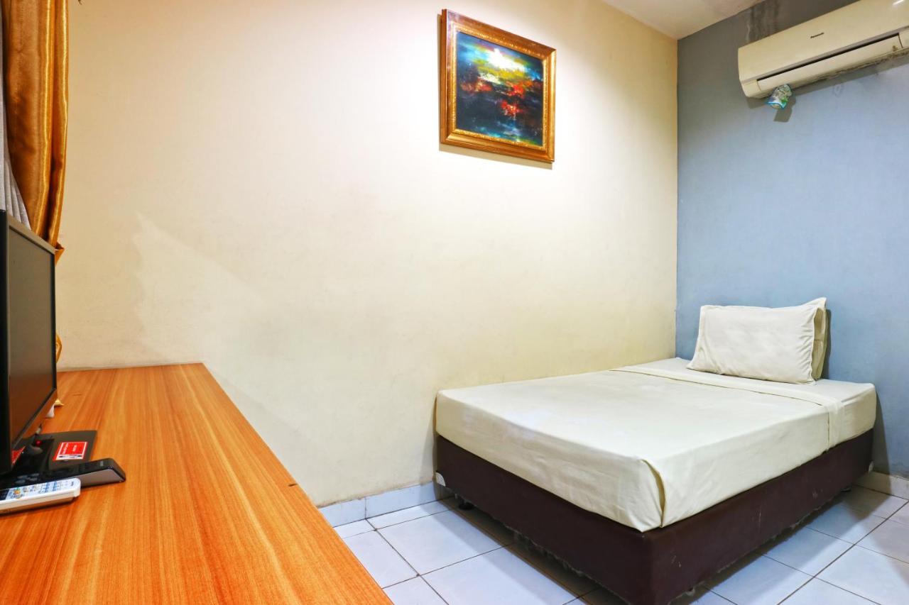 Sabrina Guest House Jakarta Extérieur photo